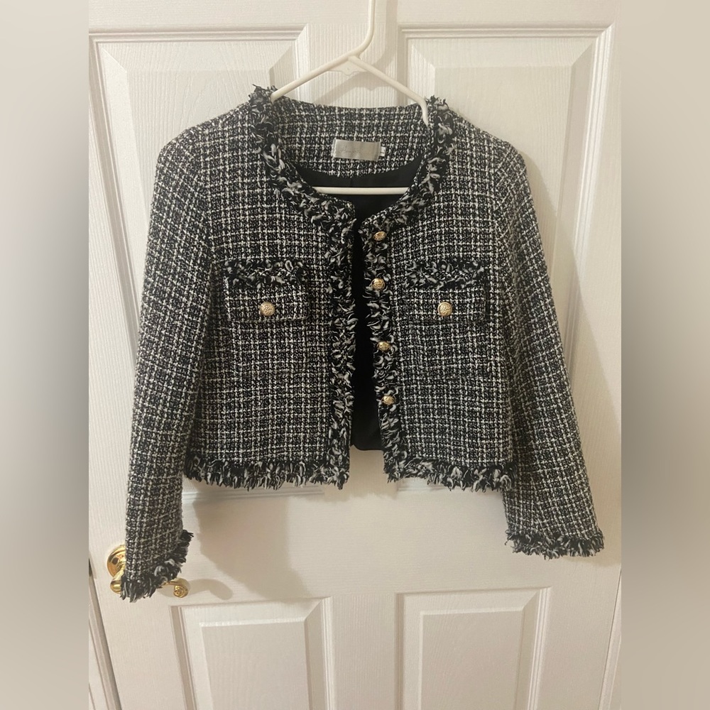 Cropped tweed jacket
